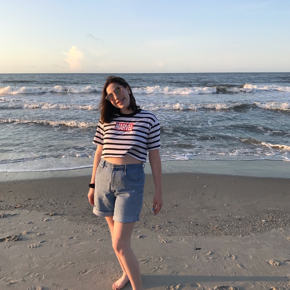 Meet your Posher, Chloe